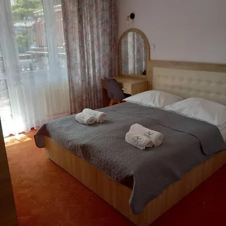 Halny Natura Tour Üdülőközpont